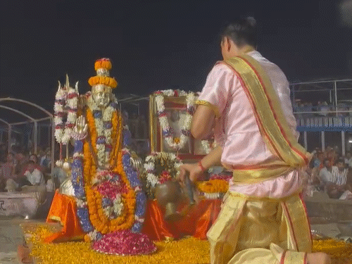 PM मोदी ऑनलाइन देखेंगे काशी की देव दिवाली:2 लाख लोग पहुंचेंगे; 8 मिनट का लेजर शो, एक घंटे होगी आतिशबाजी