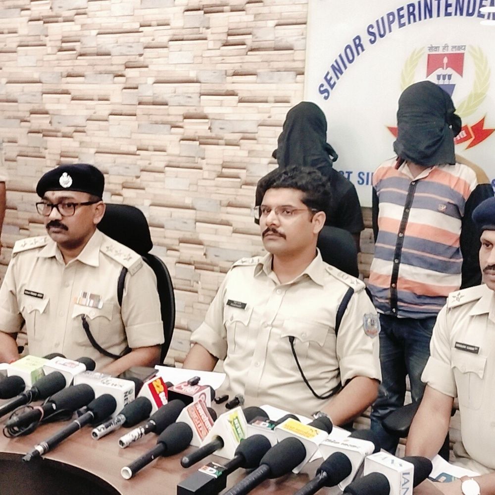 प्रिंस खान गैंग के दो शूटर गिरफ्तार:  भूईयाडीह में हरेराम सिंह के घर पर फायरिंग कांड में थे शामिल, हथियार बरामद – Jamshedpur (East Singhbhum) News