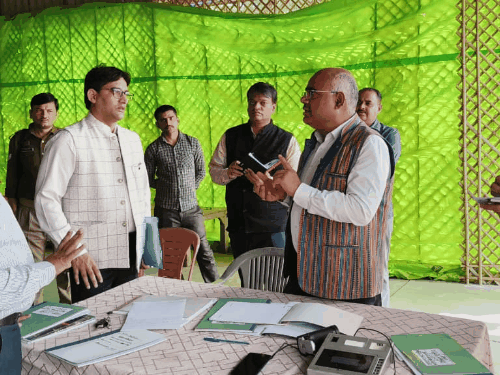 क्रय केंद्र में धीमी खरीद पर डीएम नाराज, स्पष्टीकरण तलब:बाजरा की खरीद मिली शून्य, केंद्र प्रभारियों को तत्काल सुधार के निर्देश दिए