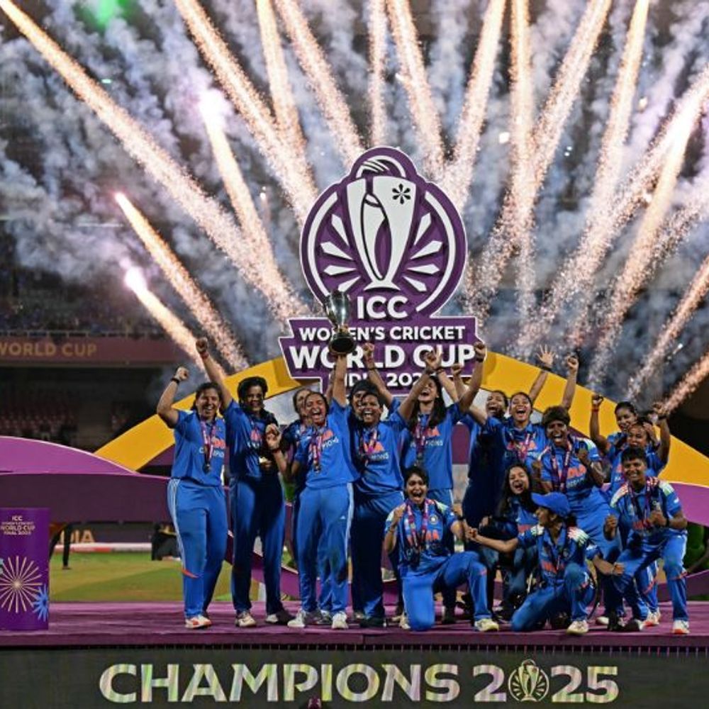 भारतीय विमेंस टीम की ऐतिहासिक जीत पर देश में जश्न:पीएम मोदी से लेकर सचिन-विराट तक ने दी बधाई; BCCI देगा 51 करोड़ का इनाम