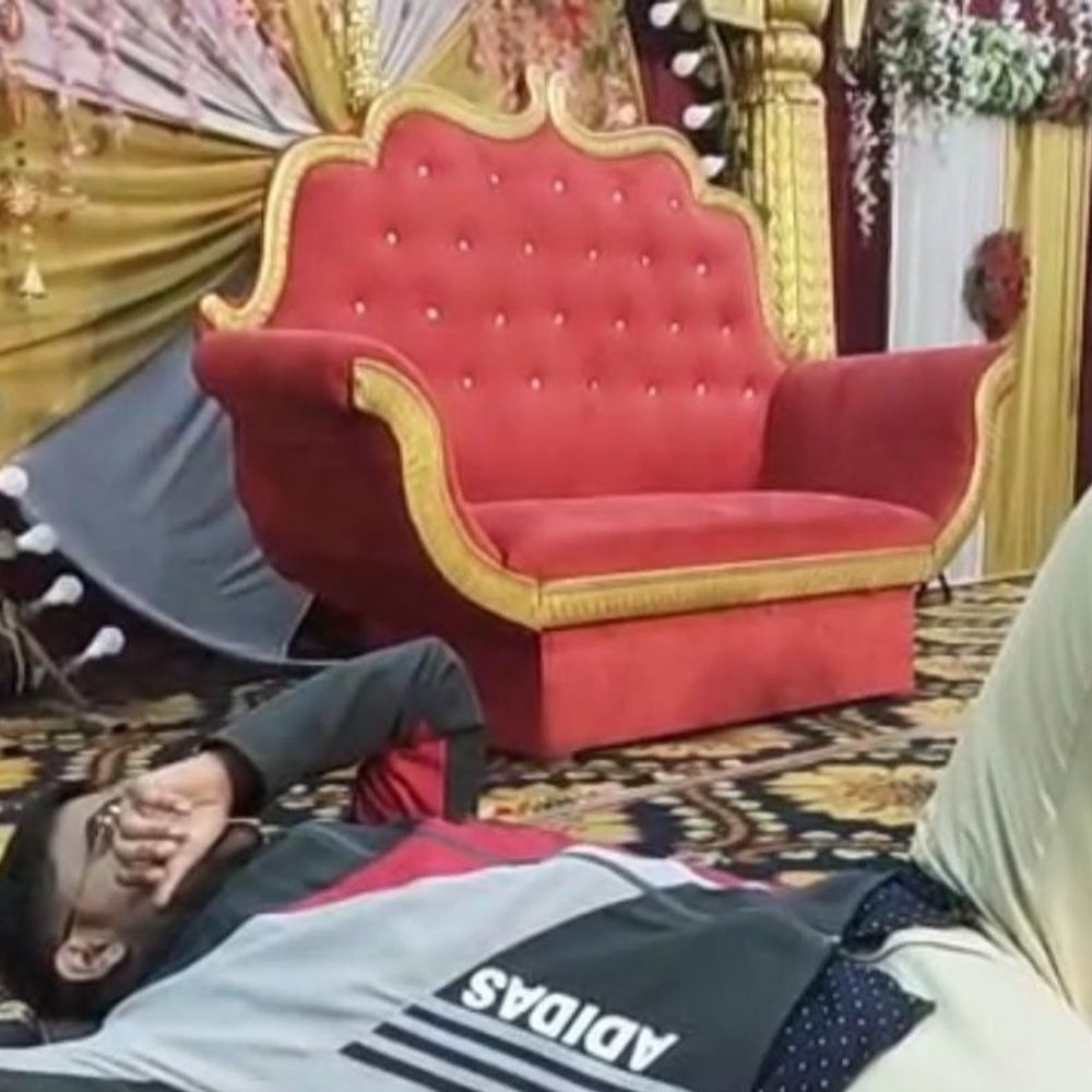 50 लाख रुपए नहीं मिले तो नहीं आई बारात:मेरठ में मेंहदी सजाए बैठी रही दुल्हन, सिपाही दूल्हे के खिलाफ थाने में दी तहरीर