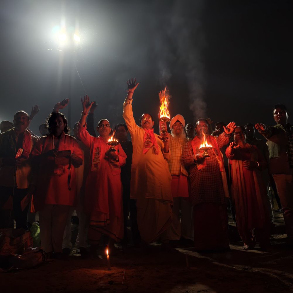 मुरादाबाद में गंगा उत्सव 2025 आयोजित:रामगंगा तट पर सांस्कृतिक कार्यक्रम और आरती का आयोजन