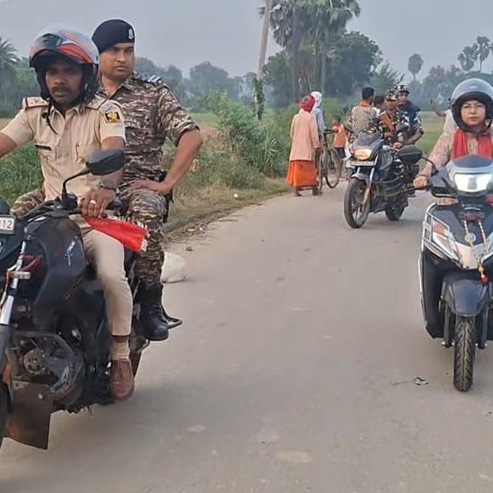 शेखपुरा में CRPF-SSB का फ्लैग मार्च, बूथ वेरिफिकेशन:6 नवंबर को डाले जाएंगे वोट, भयमुक्त मतदान के लिए लोगों से अपील