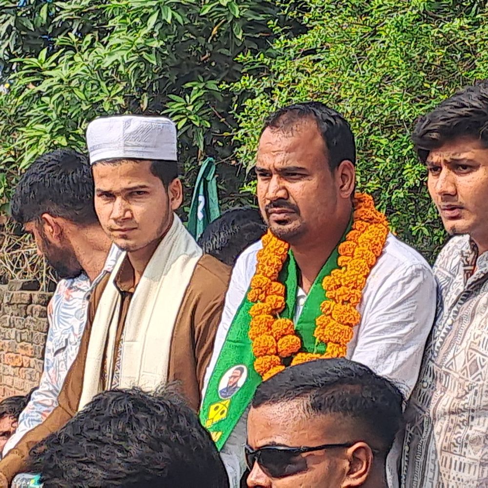 AIMIM कैंडिडेट अनस सलाम ने किया रोड शो:गोपालगंज में बोले- 'हम खोखले वादे नहीं, बल्कि विकास-न्याय की राजनीति करने आए हैं'