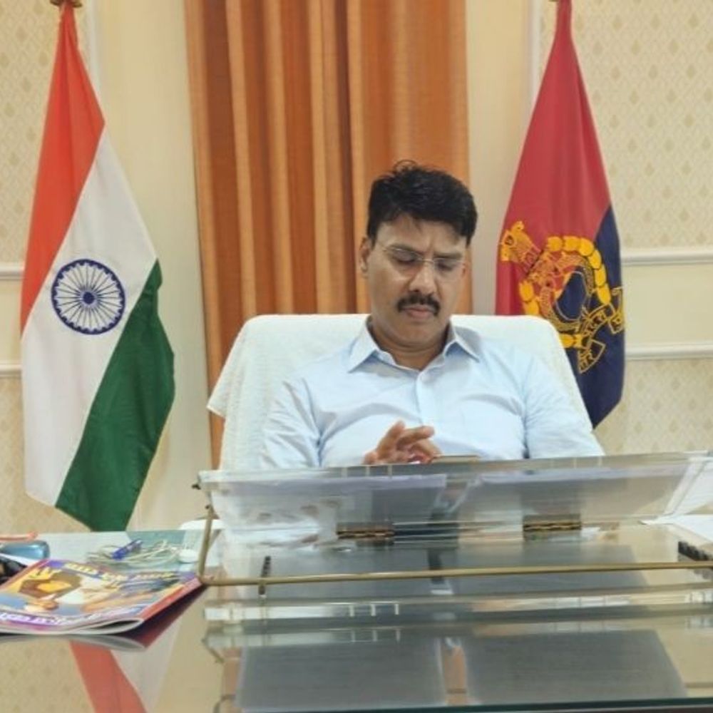 कानपुर में 6 अफसरों के कार्यक्षेत्र बदले:पुलिस कमिश्नर के स्टाफ ऑफिसर बने एसीपी अमरनाथ, एडीसीपी सेंट्रल का चार्ज आरती सिंह को मिला