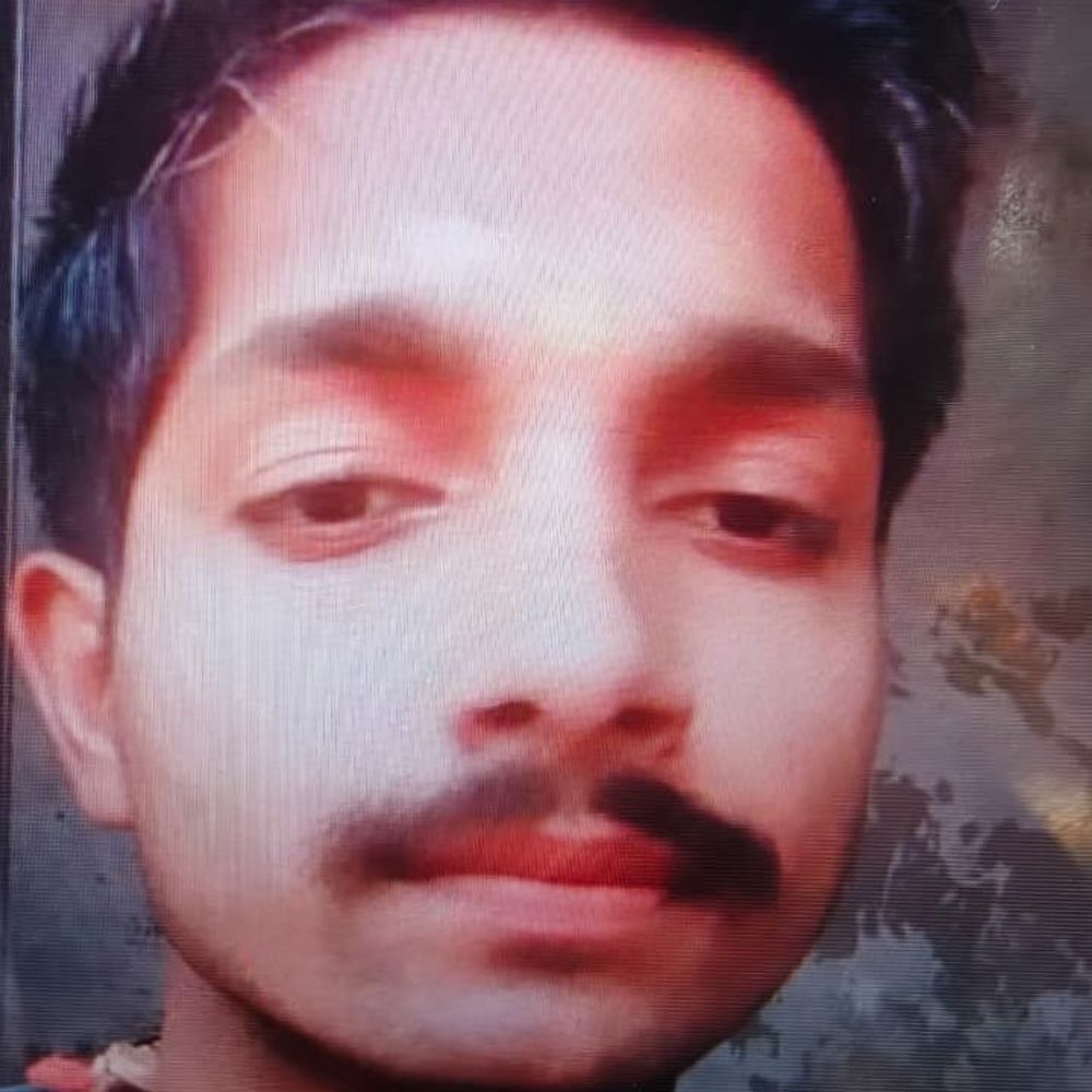 मथुरा में यमुना में डूबे युवक का शव मिला:रविवार को स्नान के दौरान डूबा था युवक, परिवार में शोक