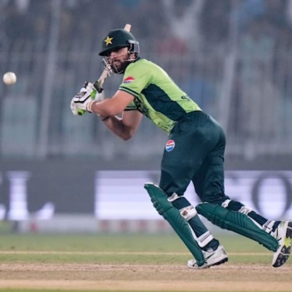 पाकिस्तान ने पहले वनडे में साउथ अफ्रीका को हराया:सलमान आगा और मोहम्मद रिजवान का अर्धशतक; नसीम शाह और अबरार अहमद ने 3-3 विकेट लिए