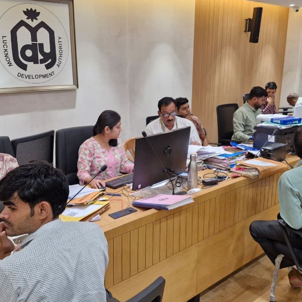 LDA के रजिस्ट्री कैम्प में अब तक 109 आवेदन:15 नवंबर तक चलेगा, अंतिम तीन दिन रजिस्ट्री विभाग की टीम मौजूद रहेगी