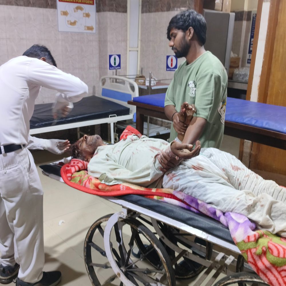 रावतपुरा में मामूली विवाद पर हमला:लाठी-डंडों और तलवार से हमला, एक बुजुर्ग गंभीर घायल