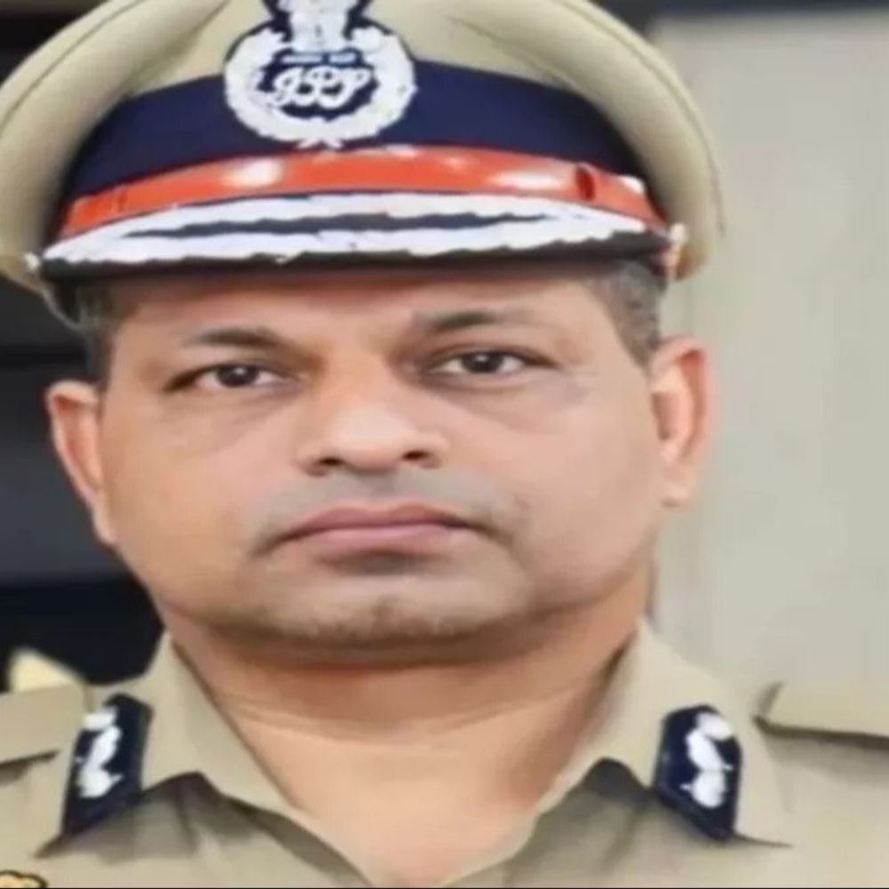 आगरा में भ्रष्टाचार के आरोप में 3 पुलिसकर्मी सस्पेंड:9 के खिलाफ विभागीय जांच के आदेश, शिकायत मिलने पर हुई कार्रवाई