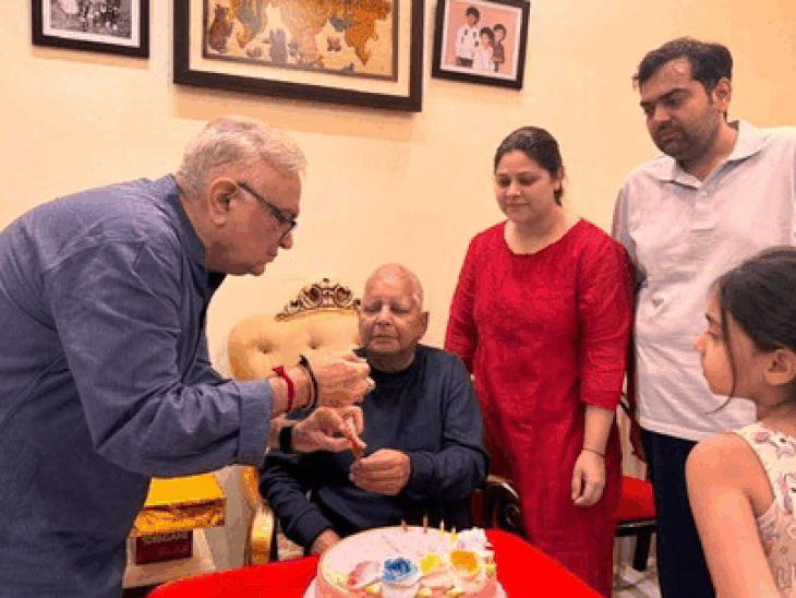 बिहार में सियासी रिश्ते निभा रहे अहीर नेता:स्टार प्रचारक नहीं, वोट मांग रहे कैप्टन अजय; चिरंजीवी कह रहे-लालू का दामाद हूं, बिहार से रिश्ता