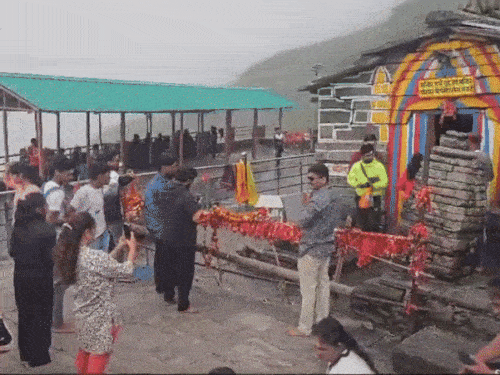 आज बंद होंगे तीसरे केदार तुंगनाथ के कपाट:गर्भगृह में चल रही पूजा-अर्चना, इस सीजन दर्शन कर चुके 1.70 लाख श्रद्धालु