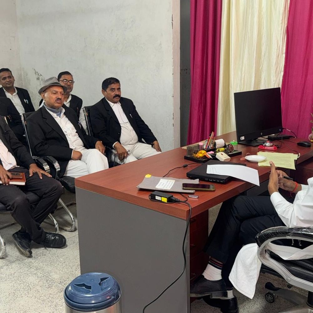 अपर जिला जज: मध्यस्थता विवादों का सबसे सरल समाधान:संतकबीरनगर में ऐडवोकेट मीडिएटर के साथ संगोष्ठी आयोजित