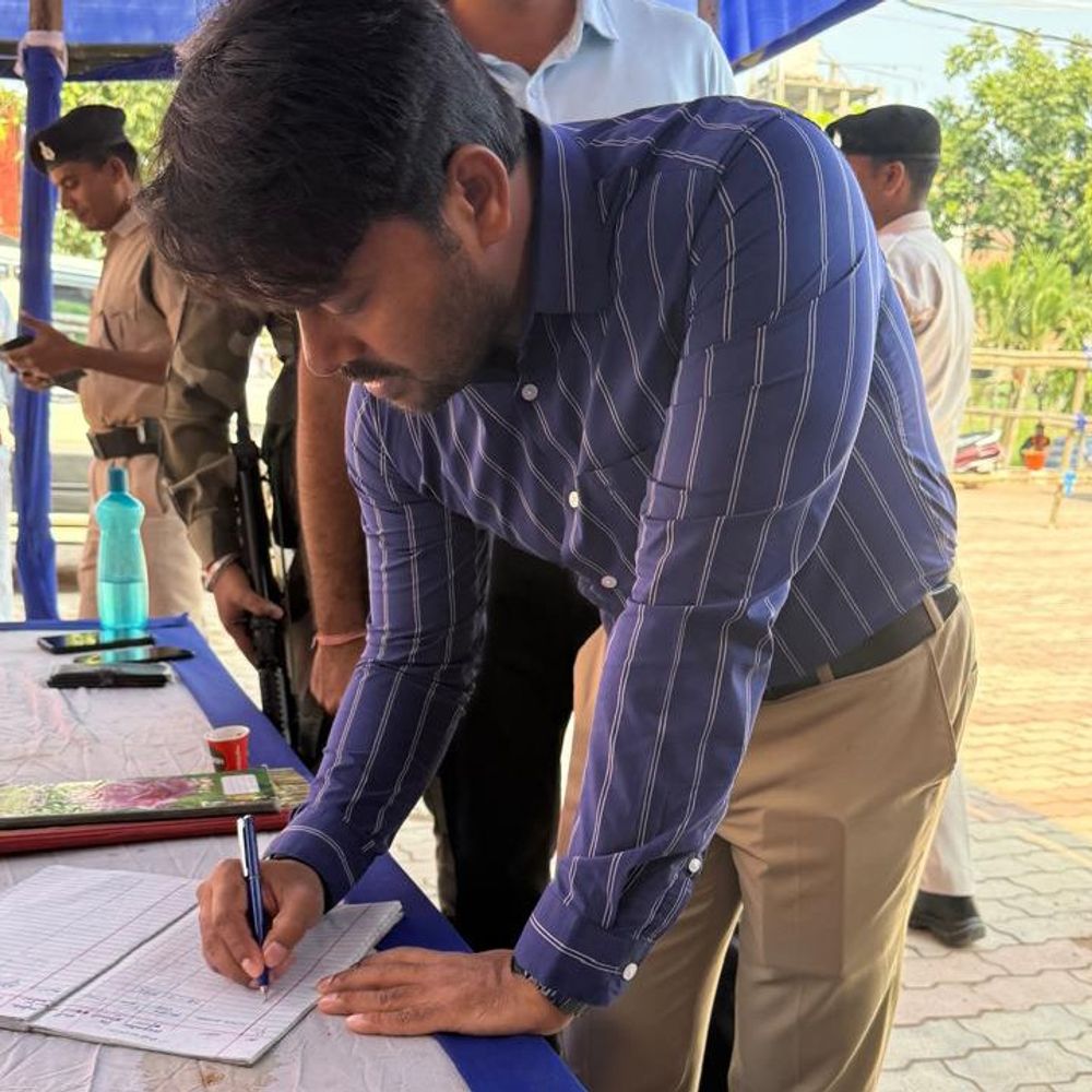 स्ट्रांग रूम की 24 घंटे लाइव मॉनिटरिंग हो-DM:सील EVM सुरक्षा व्यवस्था का देखा हाल, कहा-पुख्ता इंतजाम