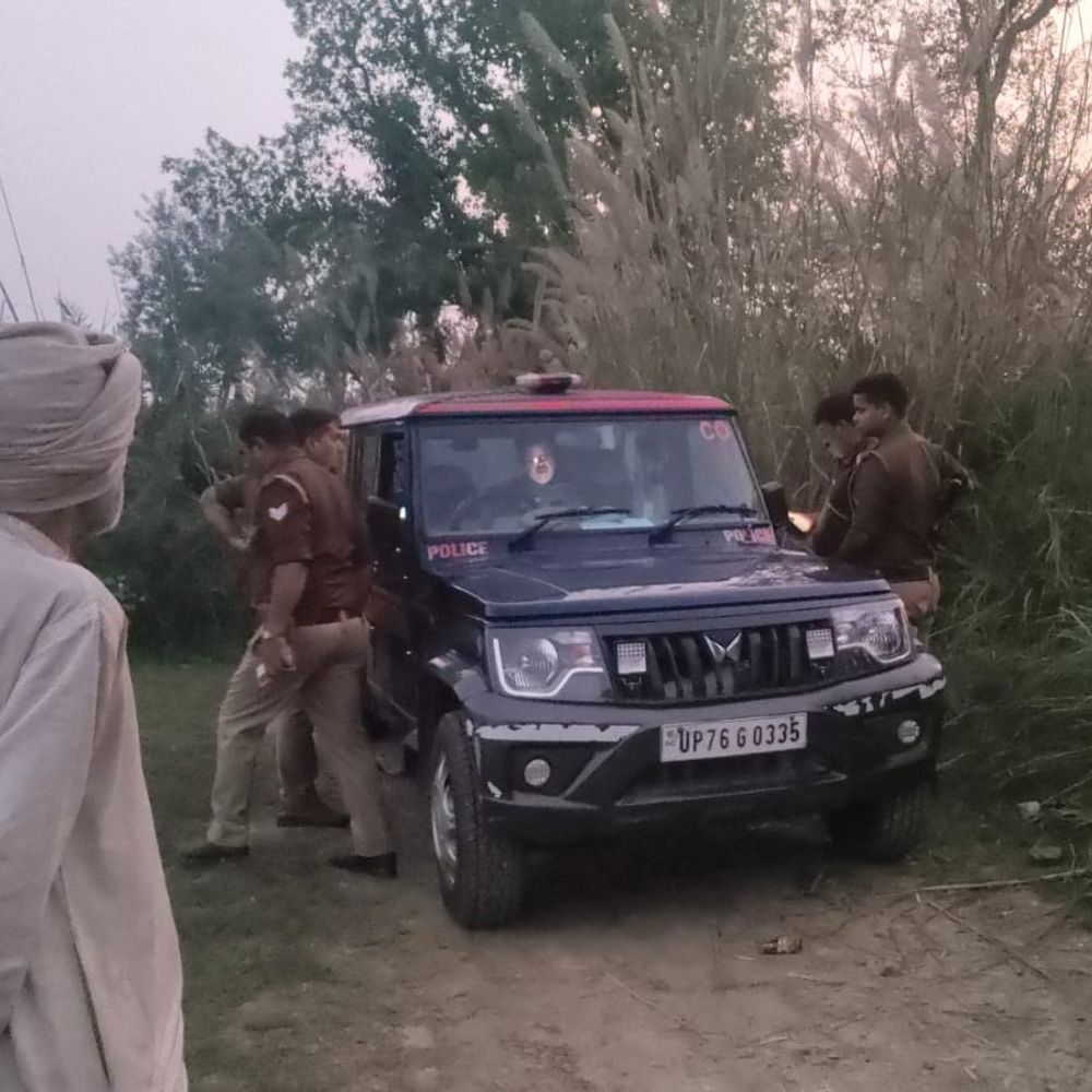 कायमगंज में नाबालिग से दुष्कर्म, हालत गंभीर:गन्ने की बोई फसल में दिया अंजाम, कानपुर के हैलट अस्पताल रेफर