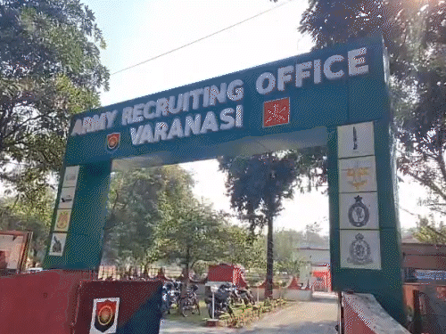 अग्निवीर; सेना के रणबांकुरे स्टेडियम में तैयारी पूरी:कल से 18 हजार अभ्यर्थी लगाएंगे देश सेवा के लिए दौड़, भर्ती निदेशक बोले- 12 जिलों से आएंगे