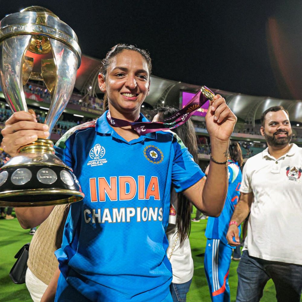 वर्ल्डकप फाइनल में भारत के काम आई तेंदुलकर की सलाह:हरमन बोलीं- सचिन ने कहा था जब गेम बहुत तेज हो, तो स्लो करना चाहिए