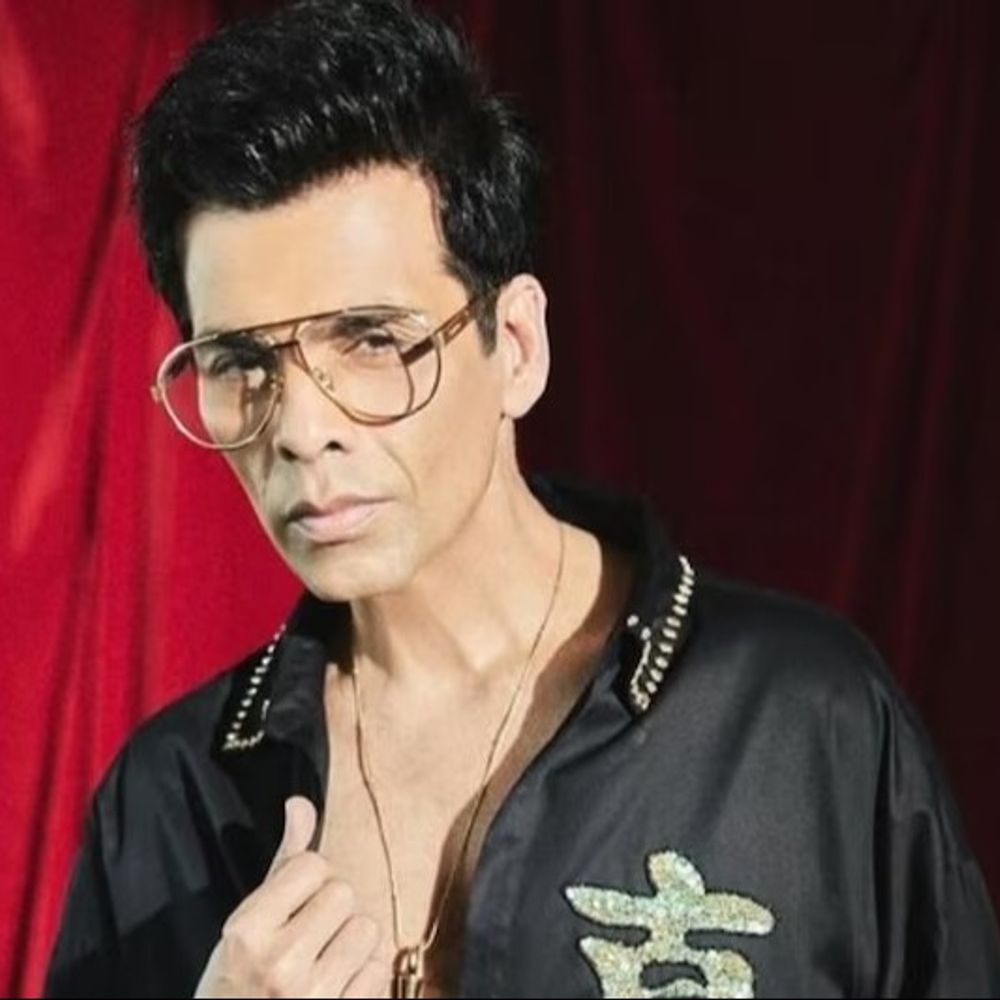 ‘3 साल तक मर्दों जैसी आवाज सीखने की ट्रेनिंग ली’:करण जौहर बोले- मेरी पसंद लड़कों जैसी नहीं थी, परिवार से छुपकर वॉइस ट्रेनिंग लेता था