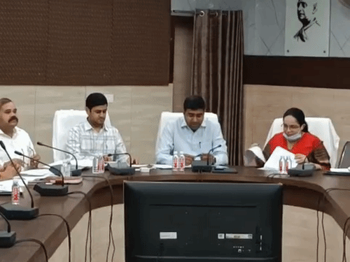 बिजली का अधिक बिल दे रहीं 300 औद्योगिक इकाइयां:जिला उद्योग बंधु की बैठक में मामला उठा; दिसंबर तक गलती सुधारेंगे अधिकारी