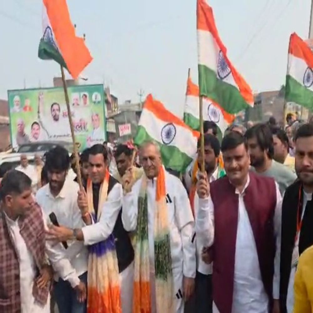मथुरा में निकाली भारत एकता यात्रा:कैबिनेट मंत्री चौधरी लक्ष्मी नारायण कर रहे पैदल यात्रा, रालोद मुखिया की जनसभा से पहले किया शक्ति प्रदर्शन