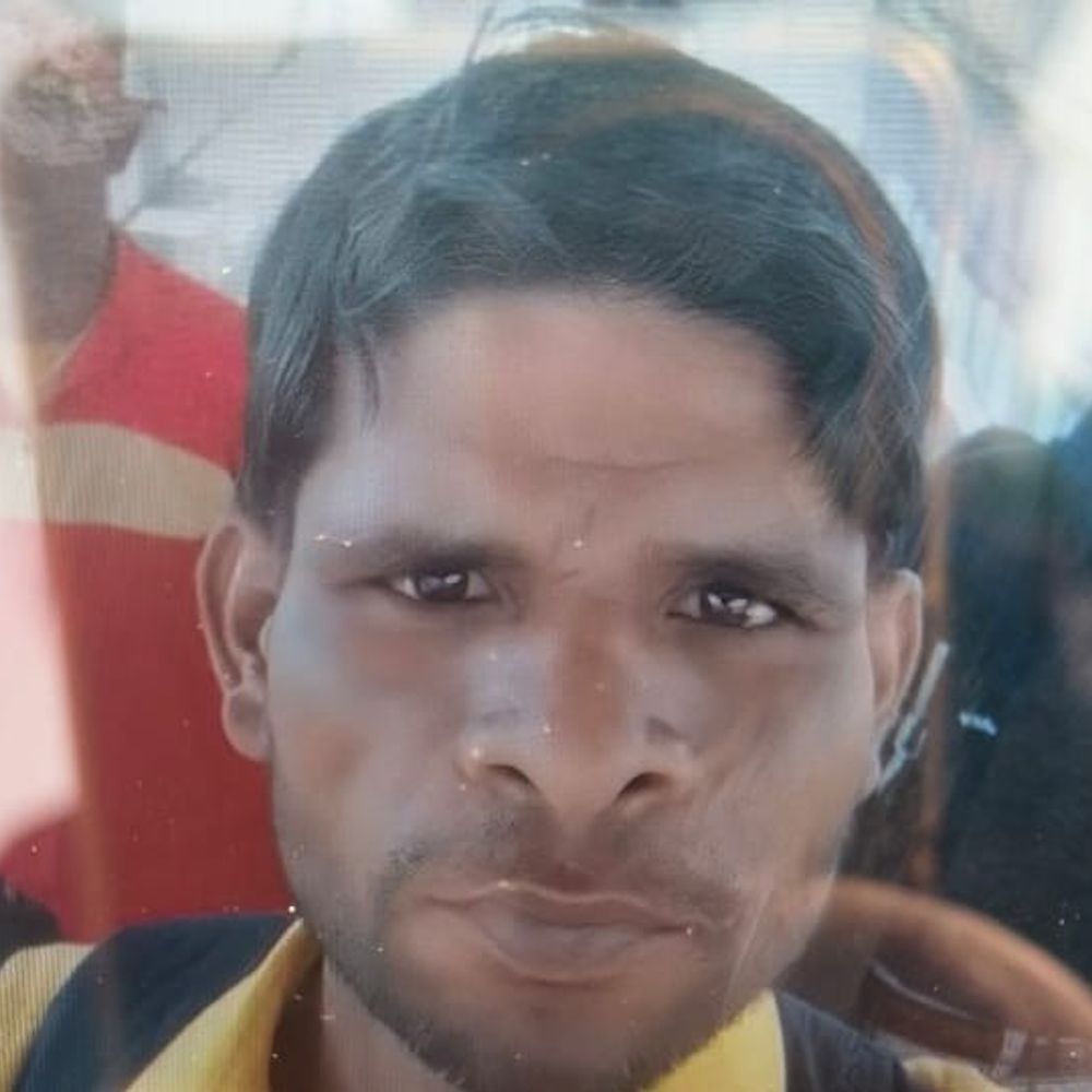 फिरोजाबाद में सांप के डसने से युवक की मौत:सिंचाई करते समय काटा, इलाज के दौरान तोड़ा दम