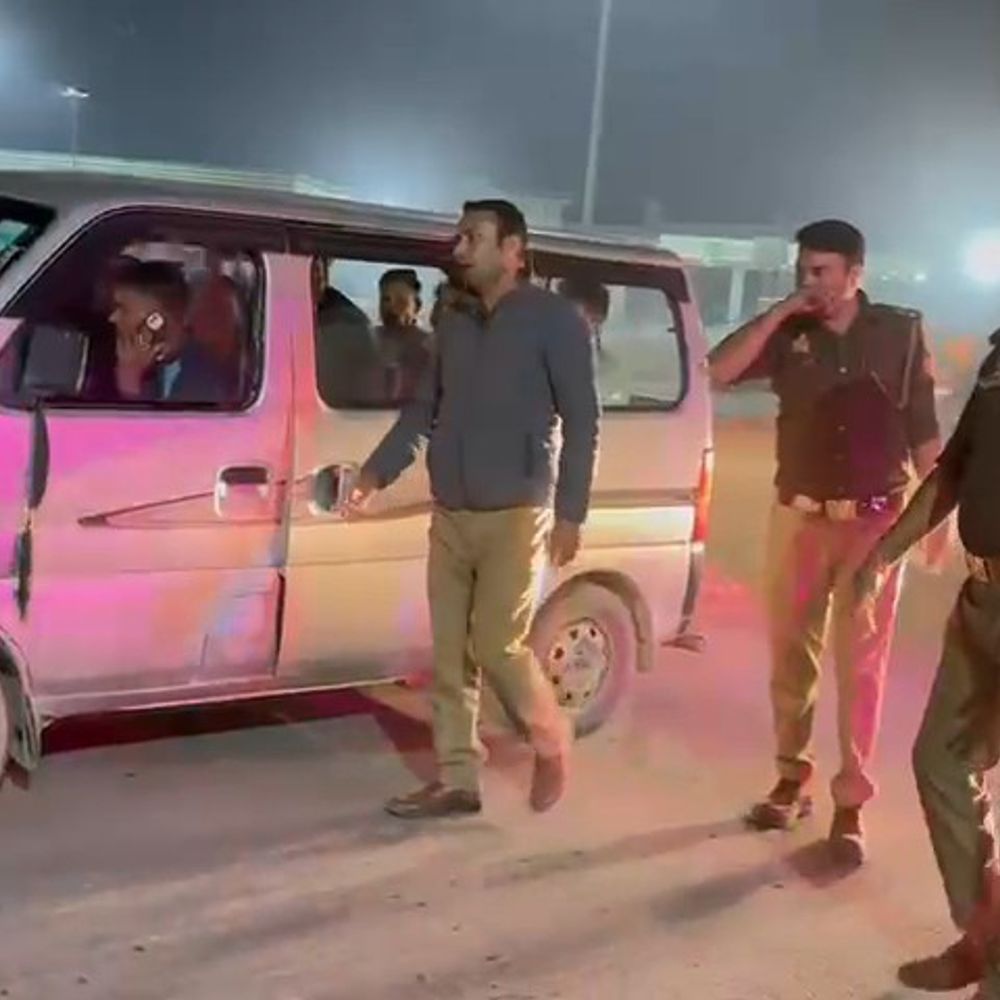 दिल्ली में ब्लास्ट के बाद अमरोहा में अलर्ट:एसपी के निर्देश पर सुरक्षा कड़ी, चेकिंग अभियान तेज