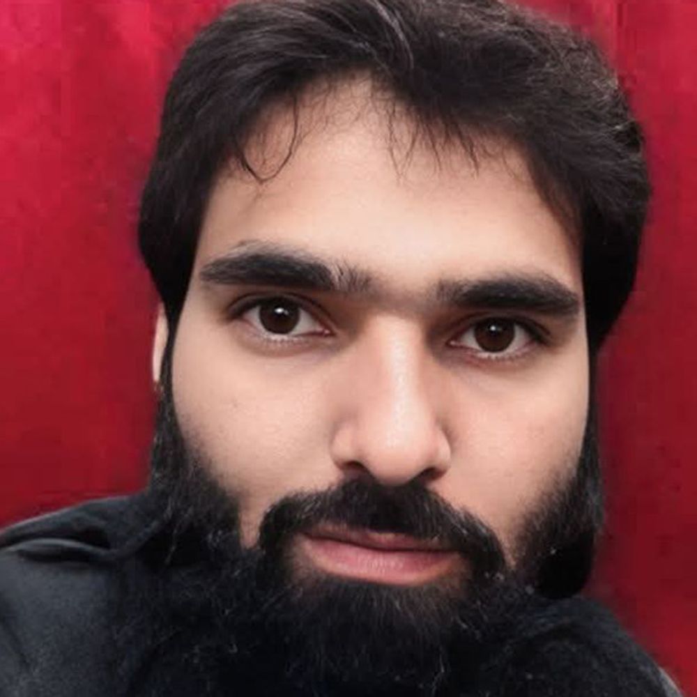 फरीदाबाद से 300kg RDX जब्त, कश्मीर के 2 डॉक्टर गिरफ्तार:कमरे से AK-56, कारतूस भी मिले, JK पुलिस की कार्रवाई; आतंकवादियों से कनेक्शन का शक