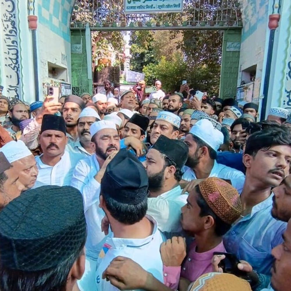 सिर तन से जुदा का नारा लगाने वालों की याचिका:बरेली में जुलूस निकालने के दौरान मुस्लिम युवकों ने लगाए थे नारे, हाई कोर्ट से नहीं मिली राहत