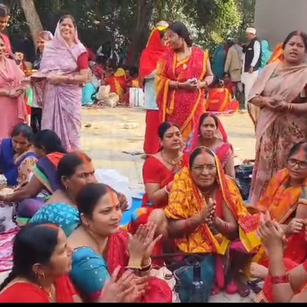 भभुअर पहुँची पंचकोसी परिक्रमा:  चूड़ा-दही प्रसाद वितरित, कल अंजनी सरोवर में लगेगा मेला – Buxar News