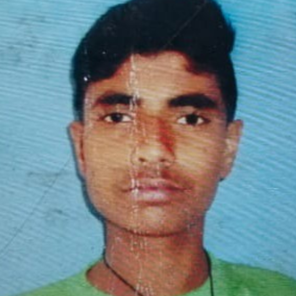 बिजनौर के सड़क हादसे में युवक की मौत:रोडवेज बस ने बाइक को टक्कर मारी, पुलिस ने शव को पोस्टमॉर्टम के लिए भेजा