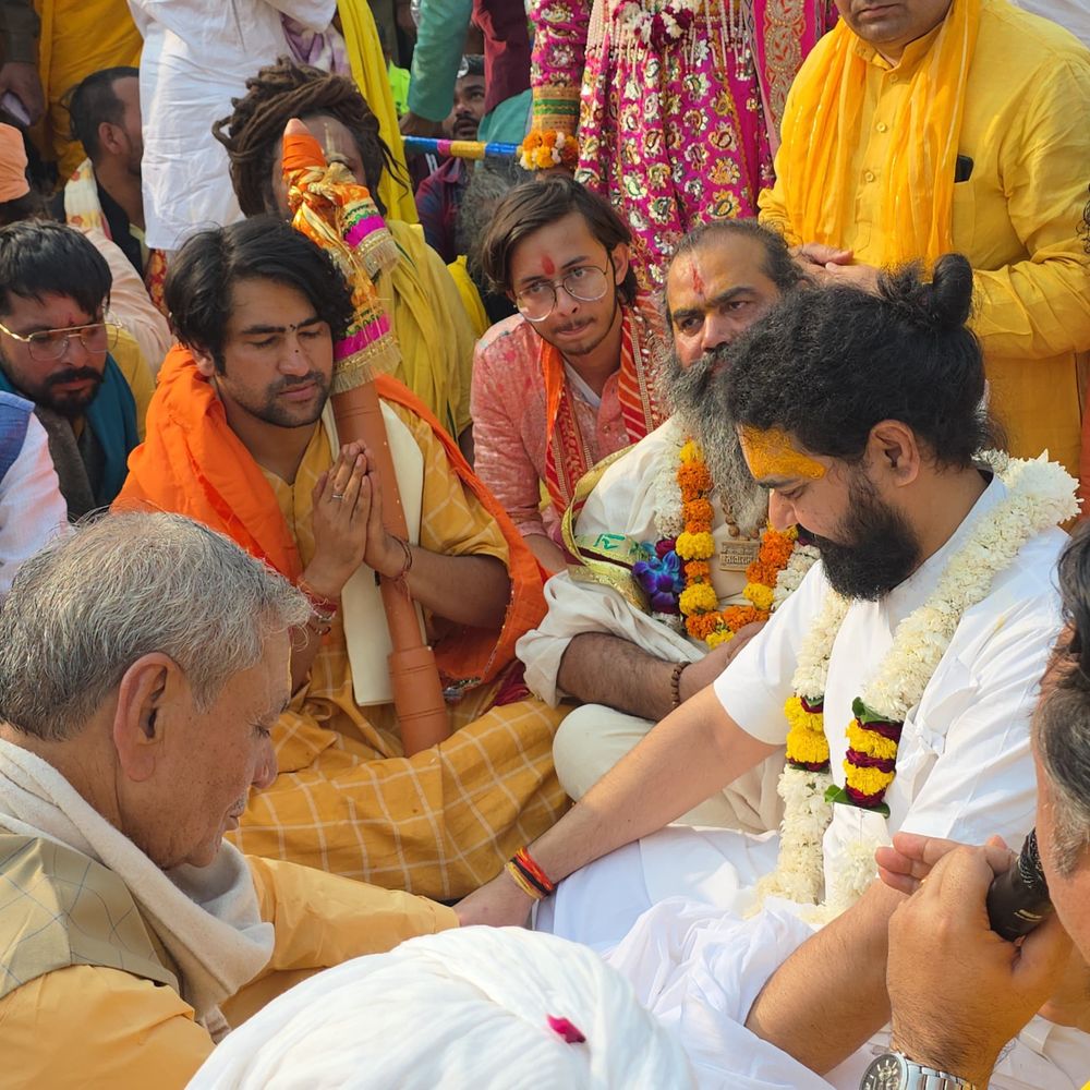 सनातन एकता पदयात्रा ब्रज क्षेत्र में पहुंची:पं. धीरेंद्र शास्त्री बोले-ब्रज भक्ति, शक्ति और प्रेम की भूमि