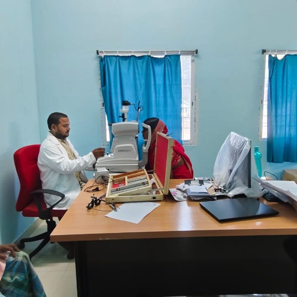 मानसी सीएचसी में नेत्र जांच शिविर का आयोजन:महादलित परिवारों को चश्मे का नंबर दिया गया