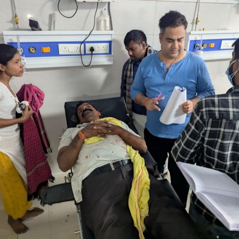 भोजपुर में 2 पाटीदार आपस में भिड़े:लोहे के रॉड से सिर पर हमला; मारपीट में दोनों पक्ष से पति-पत्नी समेत 8 लोग घायल, सिर फूटा