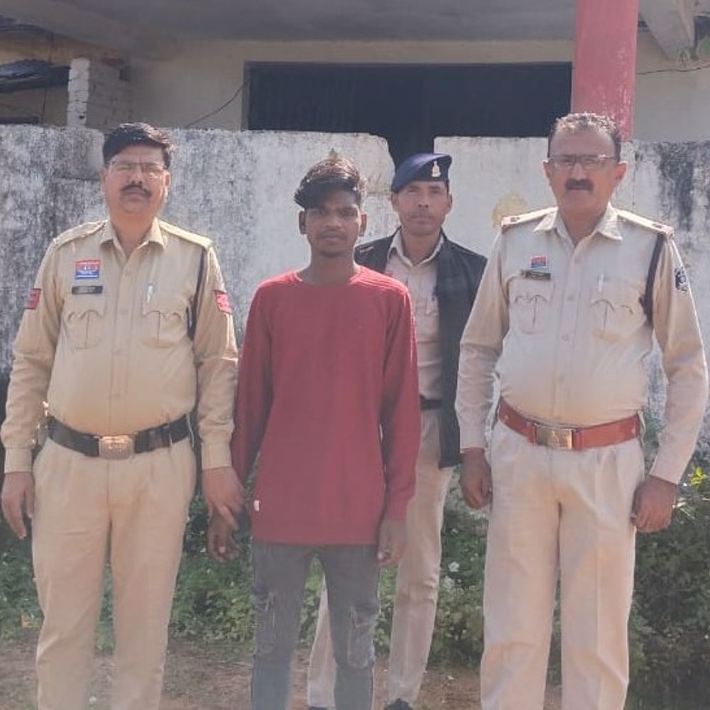 नाबालिग से दुष्कर्म का आरोपी ग्वालियर से गिरफ्तार:  जशपुर पुलिस ने शादी का झांसा देने वाले को दबोचा, न्यायिक रिमांड पर भेजा – Jashpur News