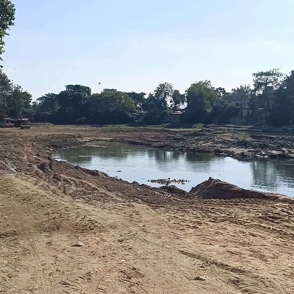 किशनगंज की रमजान नदी का जीर्णोद्धार शुरू:9.5 किमी में सौंदर्यीकरण, 9.87 करोड़ की लागत