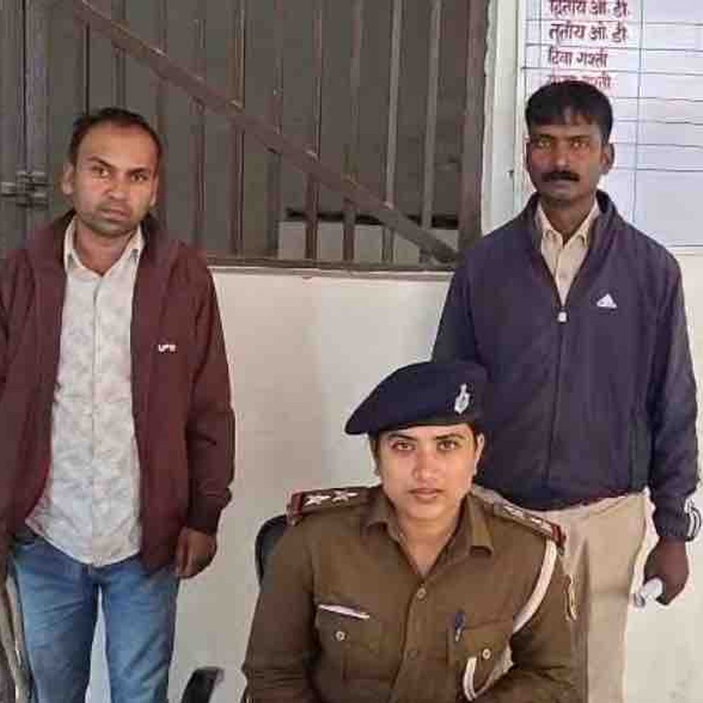 मोतिहारी में बाइक चोर गैंग का सरगना गिरफ्तार:पुलिस ने 2 चोरी की मोटरसाइकिलें बरामद कीं, आरोपी को कस्टडी में भेजा