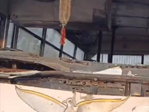 मुजफ्फरपुर में जवानों से भरी बस ट्रक से टकराई:चुनावी ड्यूटी से लौट रहे थे, NH-28 पर कोहरे के कारण एक्सीडेंट