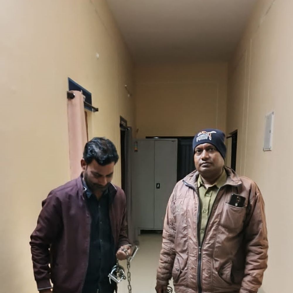 16 1763474260691c7b542ee21 18rajim01