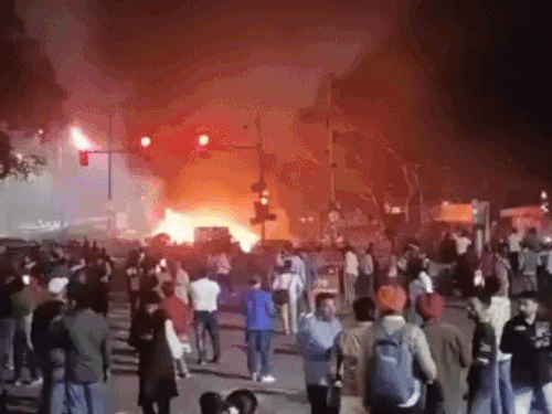 देश में 5 ब्लास्ट करने वाला भी अल–फलाह का स्टूडेंट:2007 में बीटेक किया, उसी साल गोरखपुर में धमाका, अब तक फरार