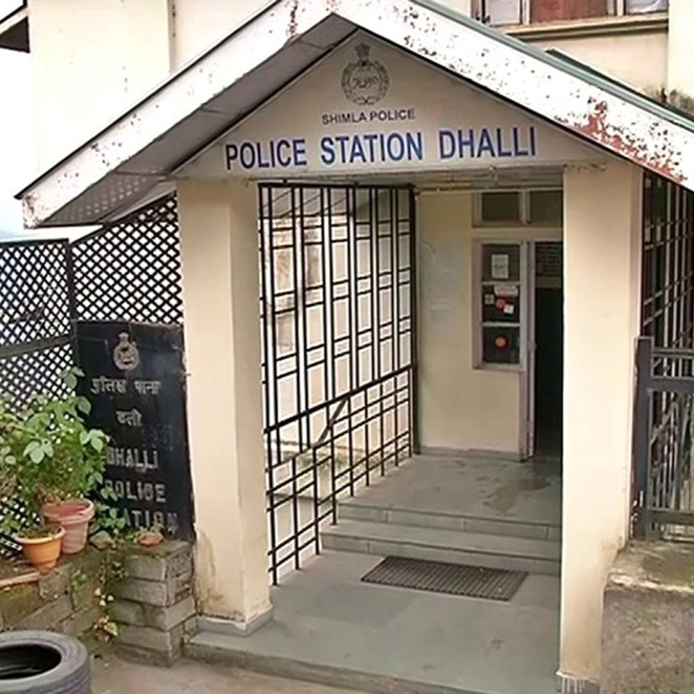 शिमला में रिटायर्ड कर्मचारी से 16 लाख की ऑनलाइन ठगी:  लाइफ सर्टिफिकेट अपडेट के बहाने भेजा लिंक, मोबाइल के मैसेज भी हैक – Shimla News