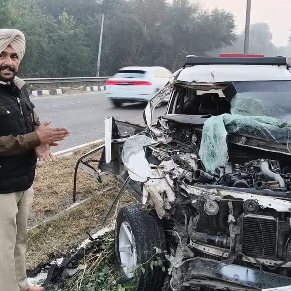 लुधियाना में ट्रक के नीचे घुसी कार:  4 लोग घायल, ड्राइवर 2 घंटे बाद निकला, यूपी से लौट रहे थे – Khanna News