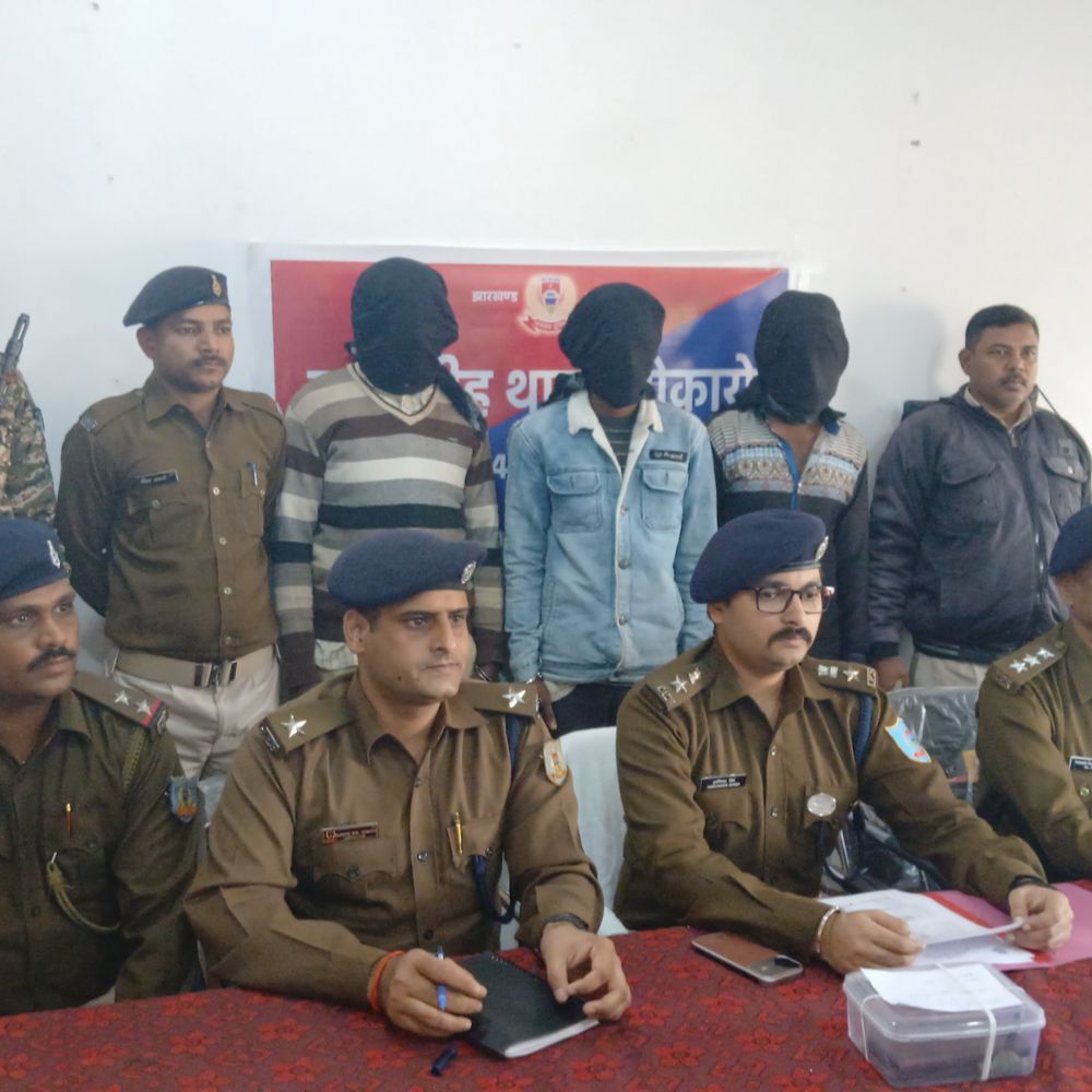 बोकारो में अंतरराज्यीय बाइक चोर गिरोह का भंडाफोड़:  मास्टरमाइंड समेत तीन आरोपी गिरफ्तार, 9 चोरी की मोटरसाइकिलें बरामद – Bokaro News