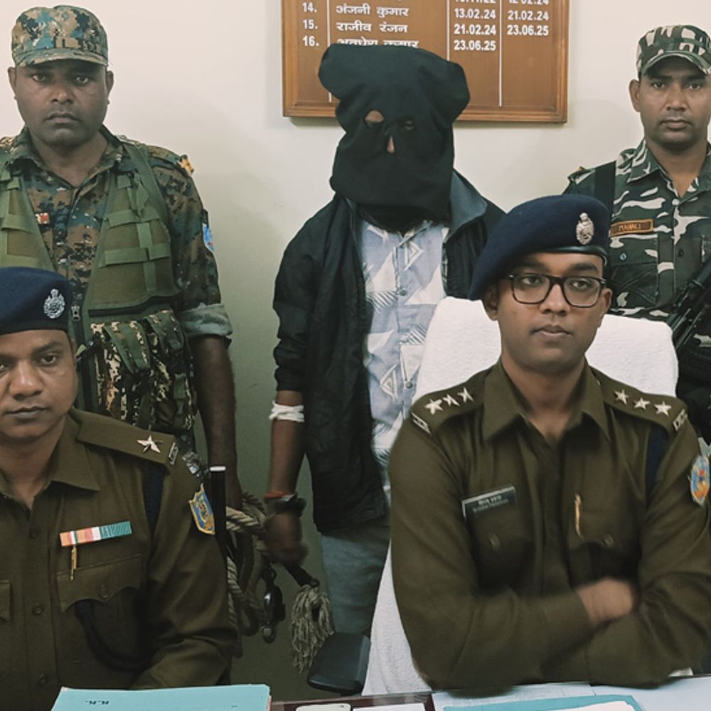 चक्रधरपुर में फायरिंग, आरोपी गिरफ्तार:  पुराने विवाद में हुई घटना, साथी की तलाश जारी; पुलिस कर रही छापेमारी – Chaibasa (West Singhbhum) News