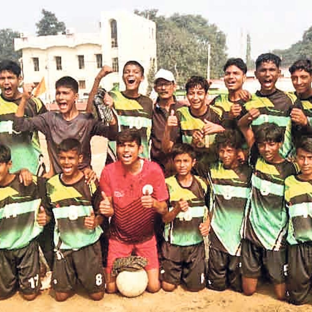 मुंगेर अंडर 14 फुटबॉल प्रतियोगिता में बना चैंपियन