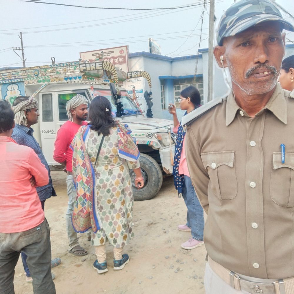 दुद्धेल गांव में युवक की पोखर में डूबकर मौत:पैर फिसलने से हादसा, पुलिस ने शव को पोस्टमार्टम के लिए भेजा