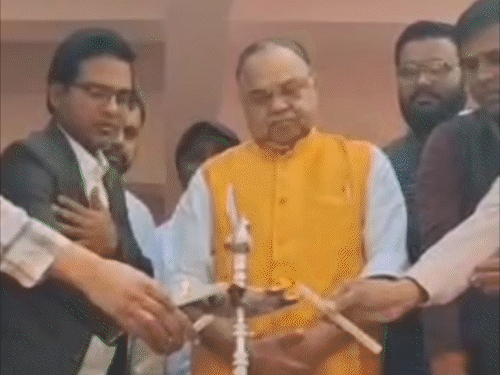 बांका में सरदार पटेल की 150वीं जयंती पर पदयात्रा:'एक भारत, आत्मनिर्भर भारत' अभियान के तहत भव्य आयोजन, निकली झांकी