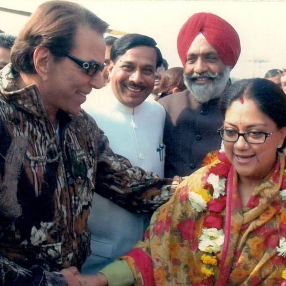 बीकानेर से सांसद रहे थे धर्मेंद्र:जिसके खिलाफ चुनाव लड़ा, उसे बताया था छोटा भाई; सूरसागर के लिए किया था काम