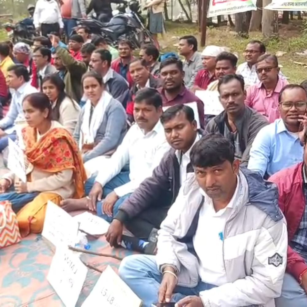 जेएसएलपीएस कर्मियों ने बोकारो में शुरू की हड़ताल:  विभिन्न मांगों को लेकर 21 नवंबर 2025 से अनिश्चितकालीन धरना – Bokaro News