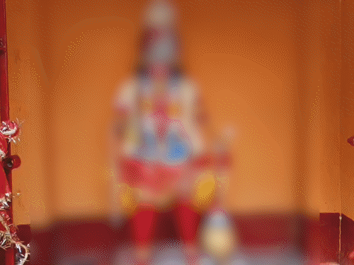 भागलपुर में उपद्रवियों ने भगवान हनुमान की मूर्ति तोड़ी; VIDEO:सड़क पर जाम लगाकर लोगों ने जताया विरोध, बोले- माहौल बिगाड़ने की साजिश