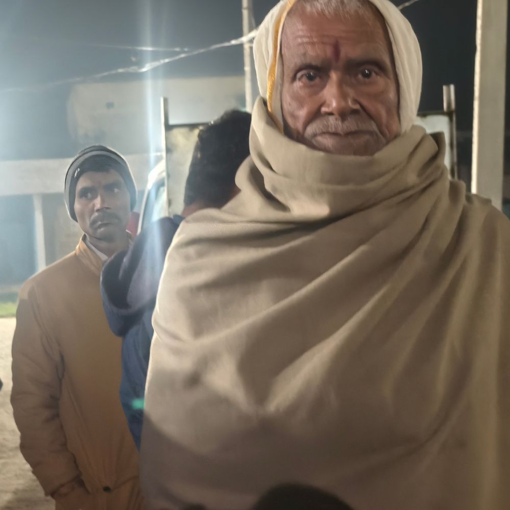 हाइवा ने ई-रिक्शा को रौंदा, युवक की मौत:बहन की विदाई कराने जा रहा था, चालक फरार; पुलिस जांच में जुटी